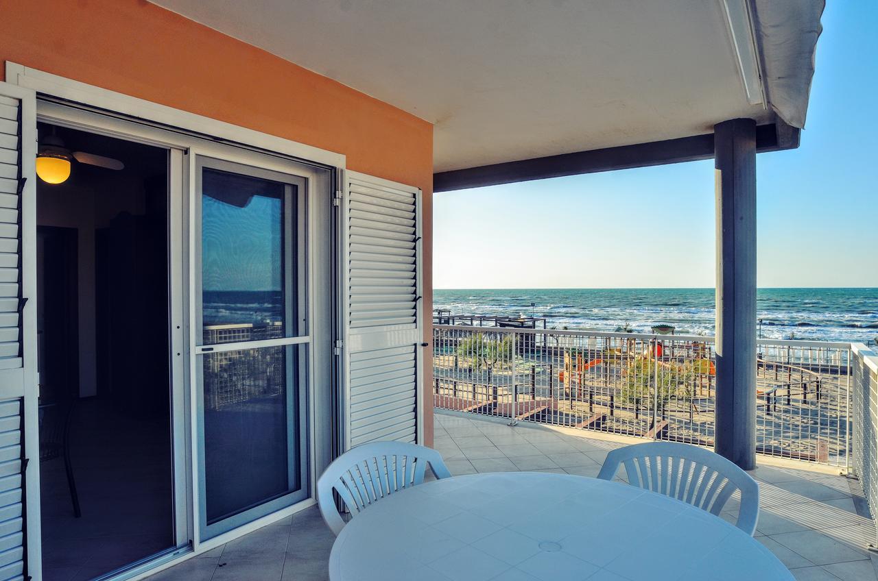 Blue Marine Village Rodi Garganico Exterior photo